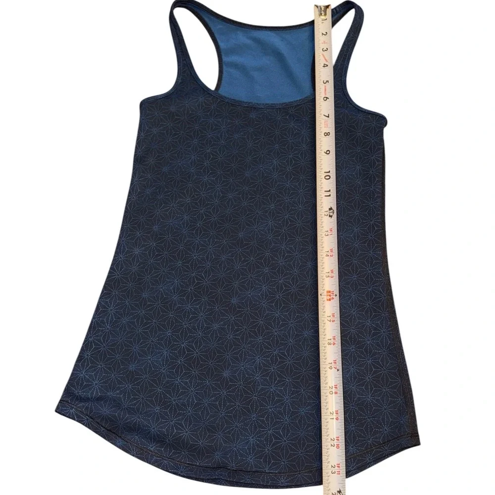 Lululemon Refresher Racerback Tank Top Womens Size 2 Star Inkwell Rugged Blue